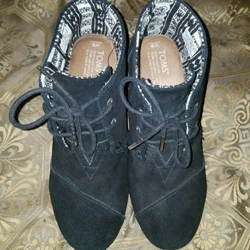 Toms shoe